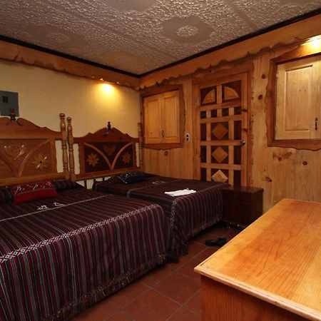 Hotel Y Restaurante Villa Nebaj Ngoại thất bức ảnh