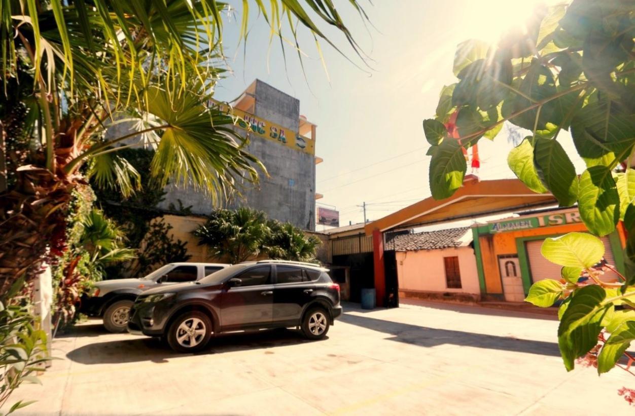 Hotel Y Restaurante Villa Nebaj Ngoại thất bức ảnh